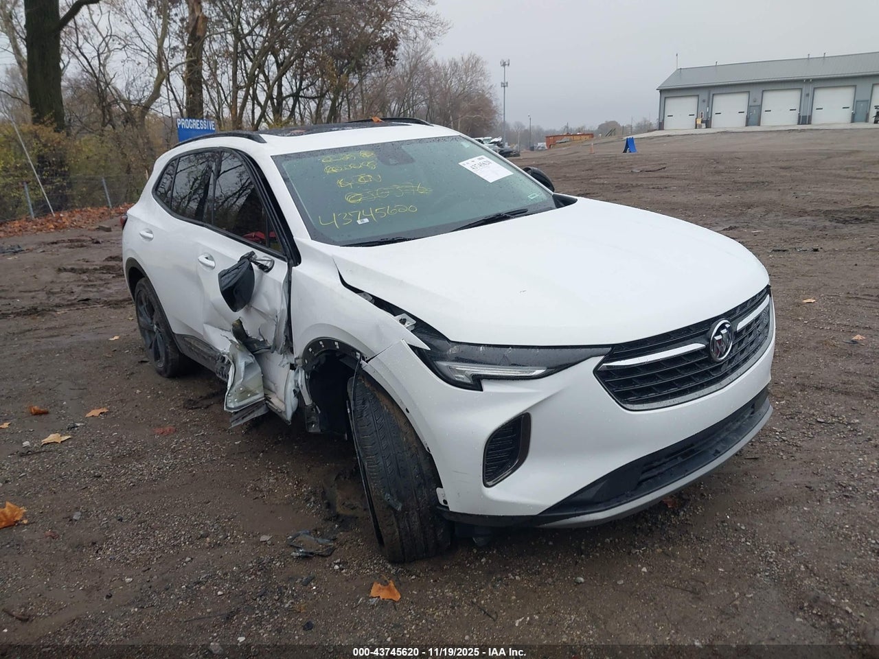 LRBFZNR44ND****** · 2022 BUICK ENVISION FWD ESSENCE