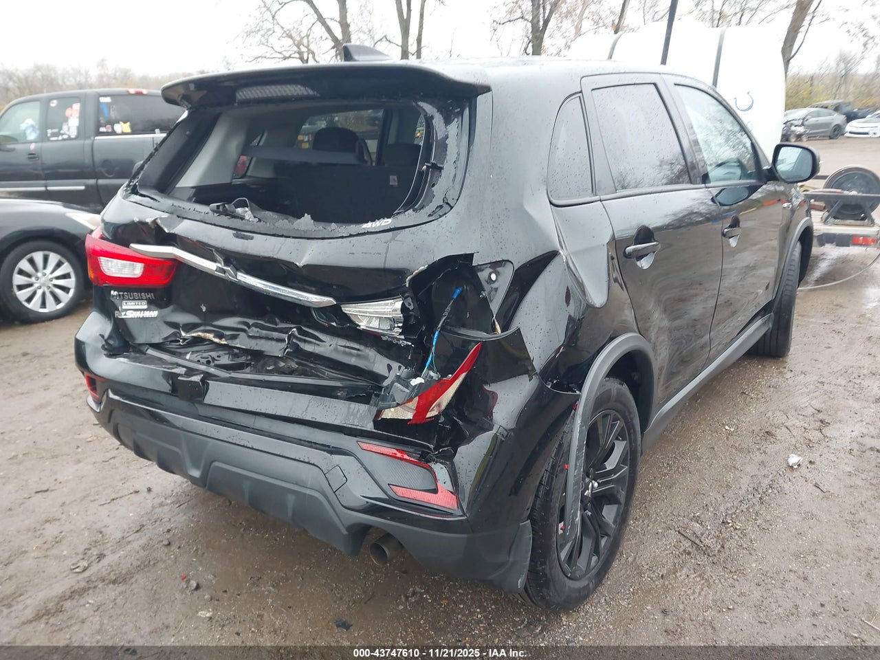 2018 MITSUBISHI OUTLANDER SPORT 2.0 LE · 4/11