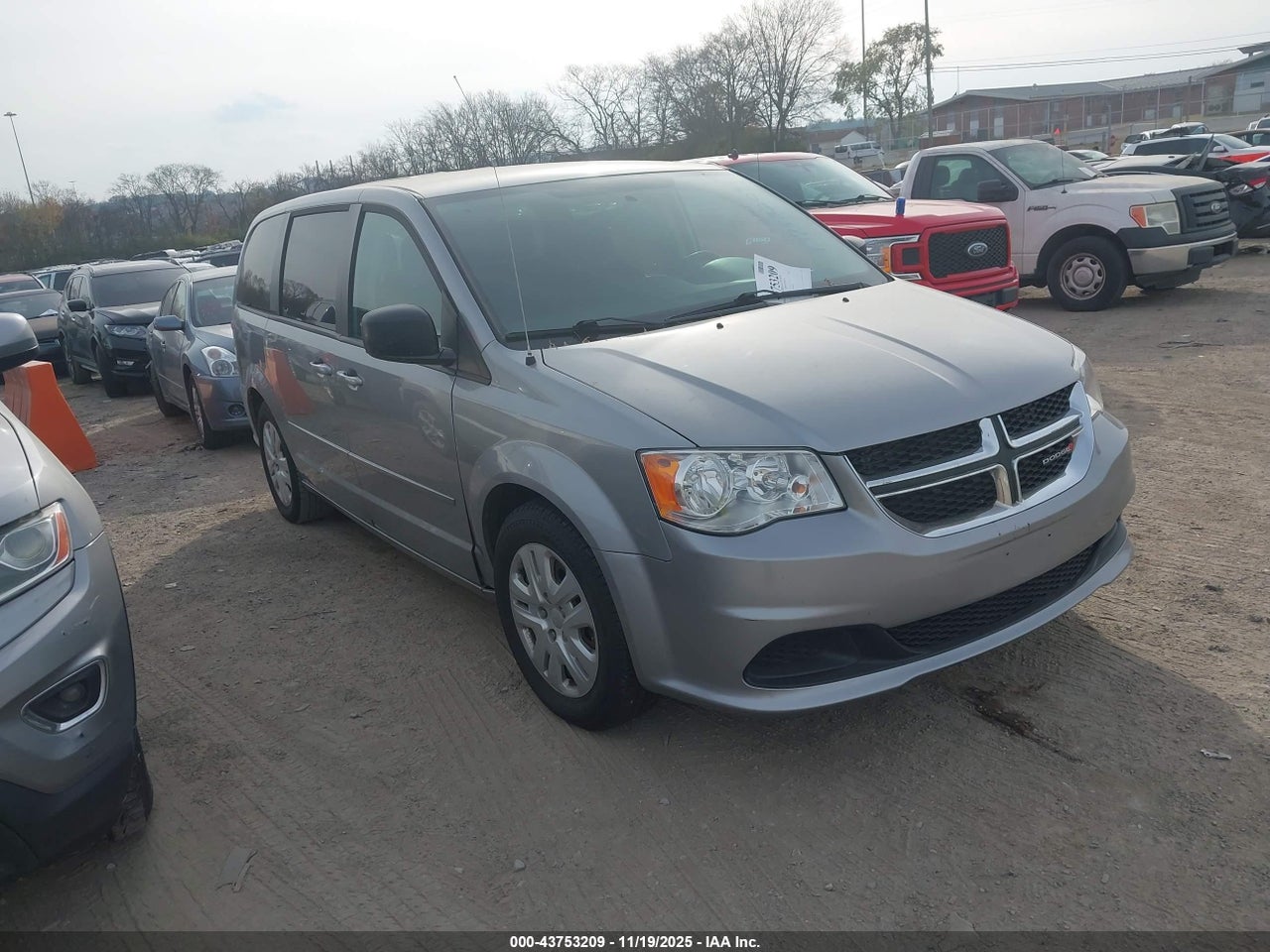 2C4RDGBG9GR****** · 2016 DODGE GRAND CARAVAN SE