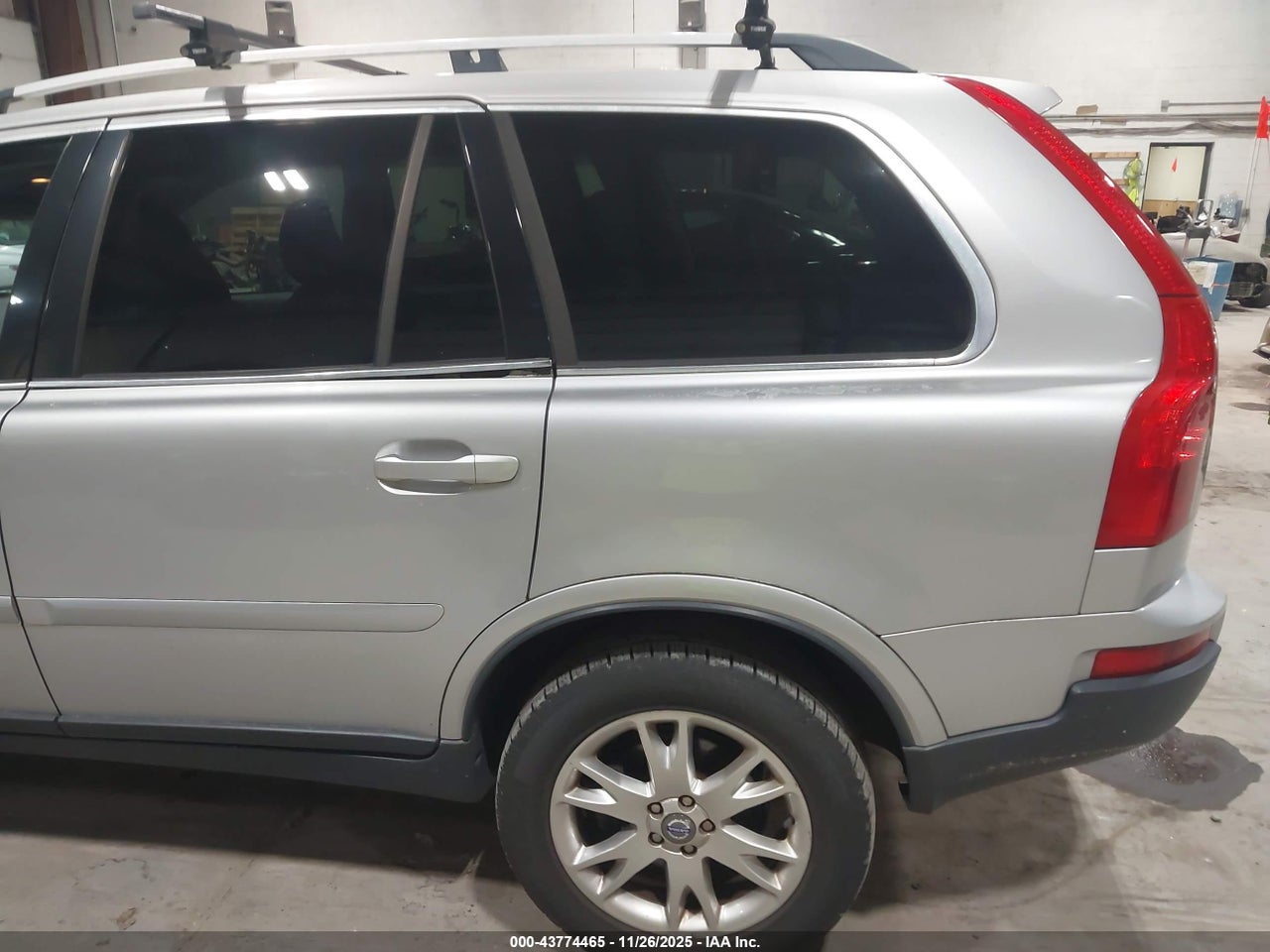 2007 VOLVO XC90 V8 · 6/11