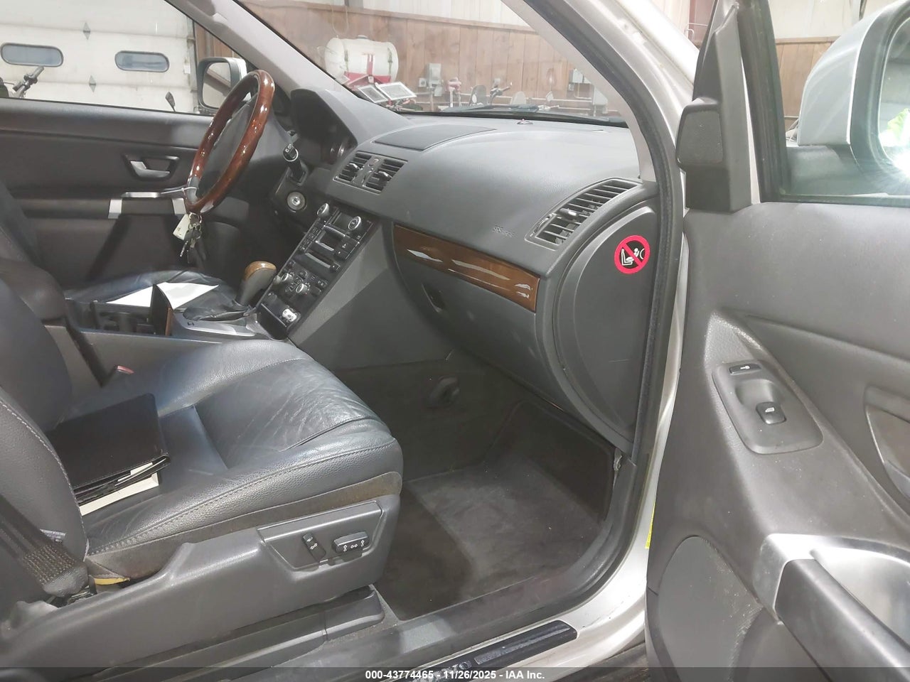 2007 VOLVO XC90 V8 · 5/11