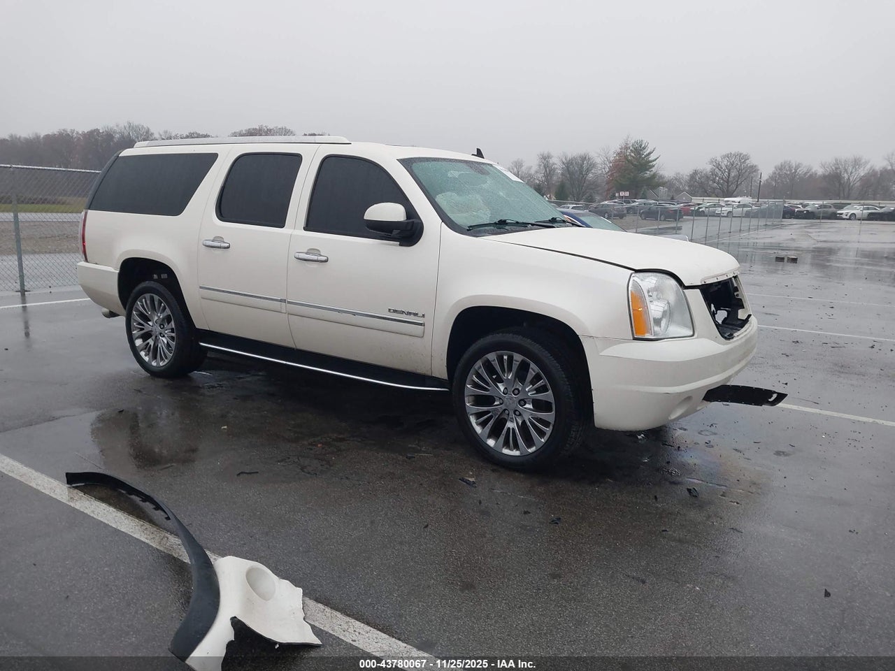 1GKS2MEF7DR****** · 2013 GMC YUKON XL 1500 DENALI