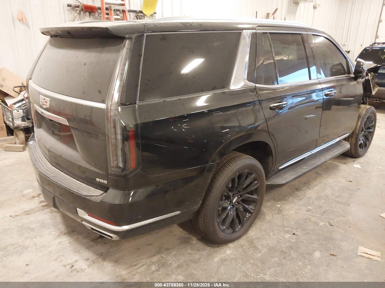 2025 CADILLAC ESCALADE PREMIUM LUXURY · 4/11