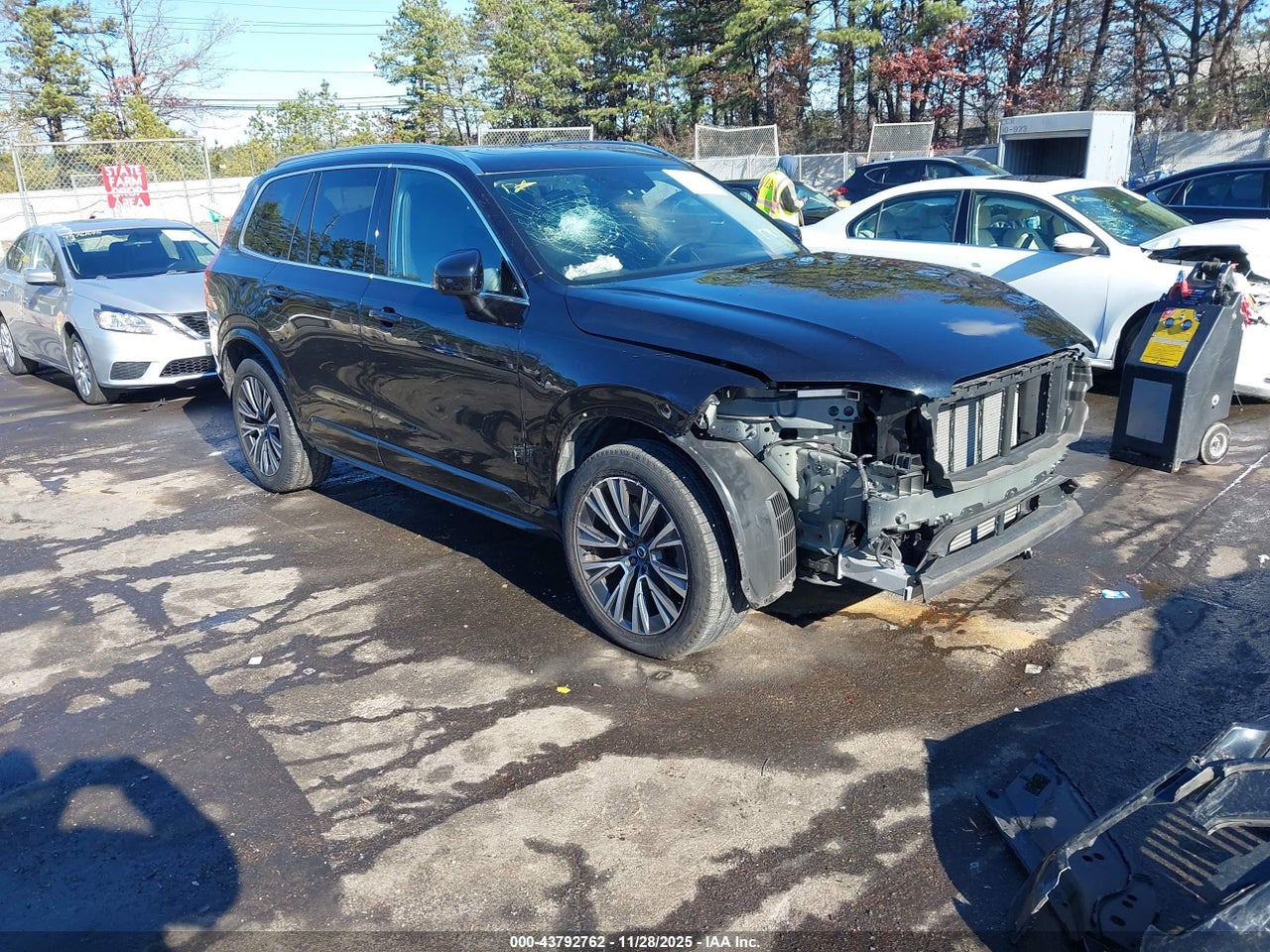 2022 VOLVO XC90 T5 MOMENTUM 7 PASSENGER