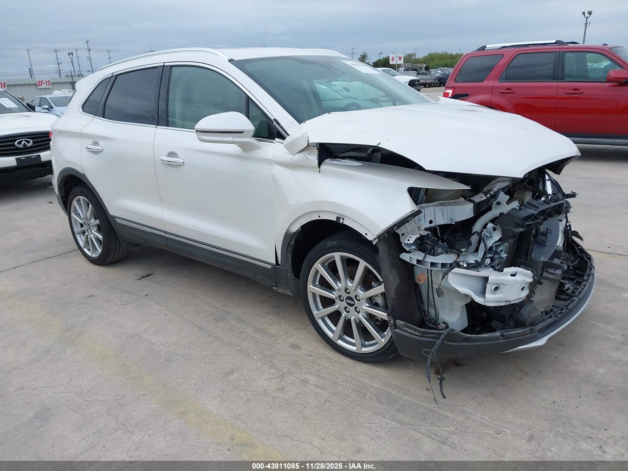 5LMCJ3C98KU****** · 2019 LINCOLN MKC RESERVE