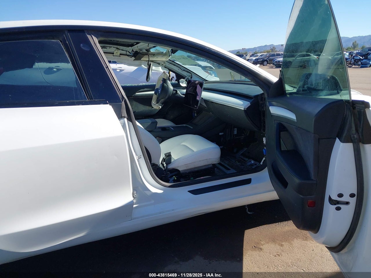 2022 TESLA MODEL 3 PERFORMANCE DUAL MOTOR ALL-WHEEL DRIVE · 5/10