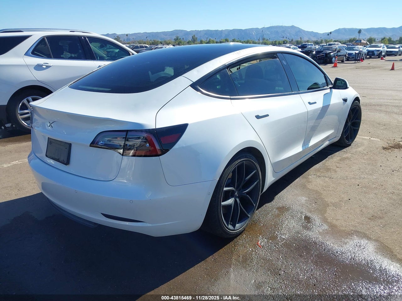 2022 TESLA MODEL 3 PERFORMANCE DUAL MOTOR ALL-WHEEL DRIVE · 4/10