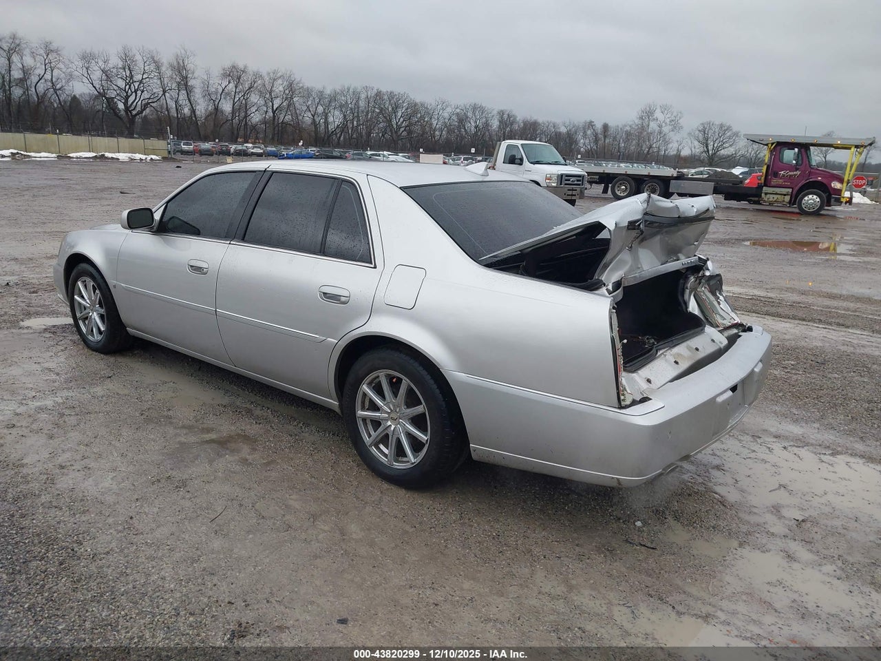 2010 CADILLAC DTS LUXURY COLLECTION · 3/11