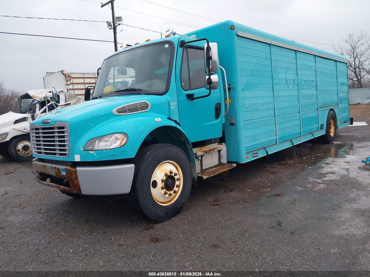2008 FREIGHTLINER M2 106 MEDIUM DUTY · 2/4