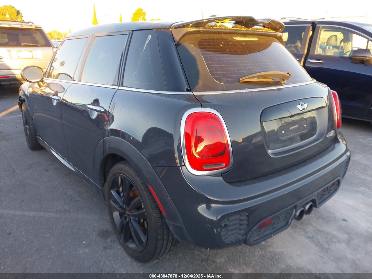 2017 MINI HARDTOP COOPER S · 3/11