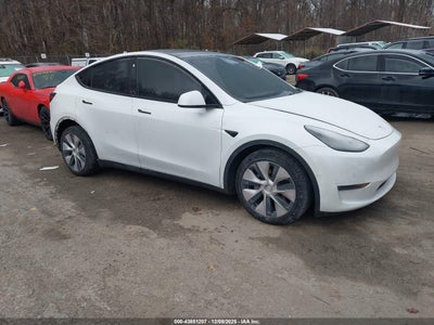5YJYGDEE2MF****** · 2021 TESLA MODEL Y LONG RANGE DUAL MOTOR ALL-WHEEL DRIVE