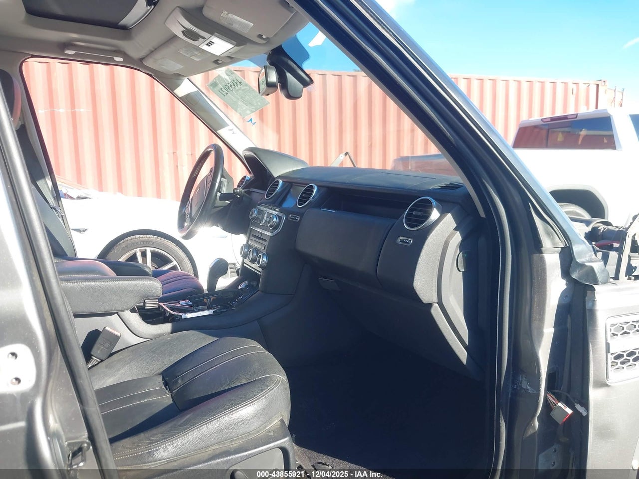 2011 LAND ROVER LR4 · 5/11