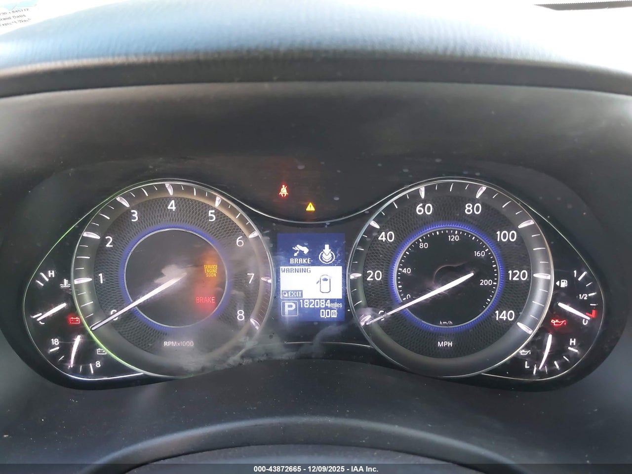 2013 INFINITI QX56   · 7/11