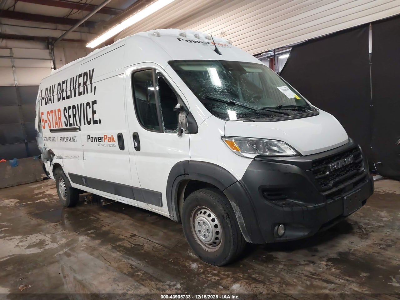3C6LRVDG4RE****** · 2024 RAM PROMASTER 2500 TRADESMAN HIGH ROOF 159 WB W/PASS SEAT
