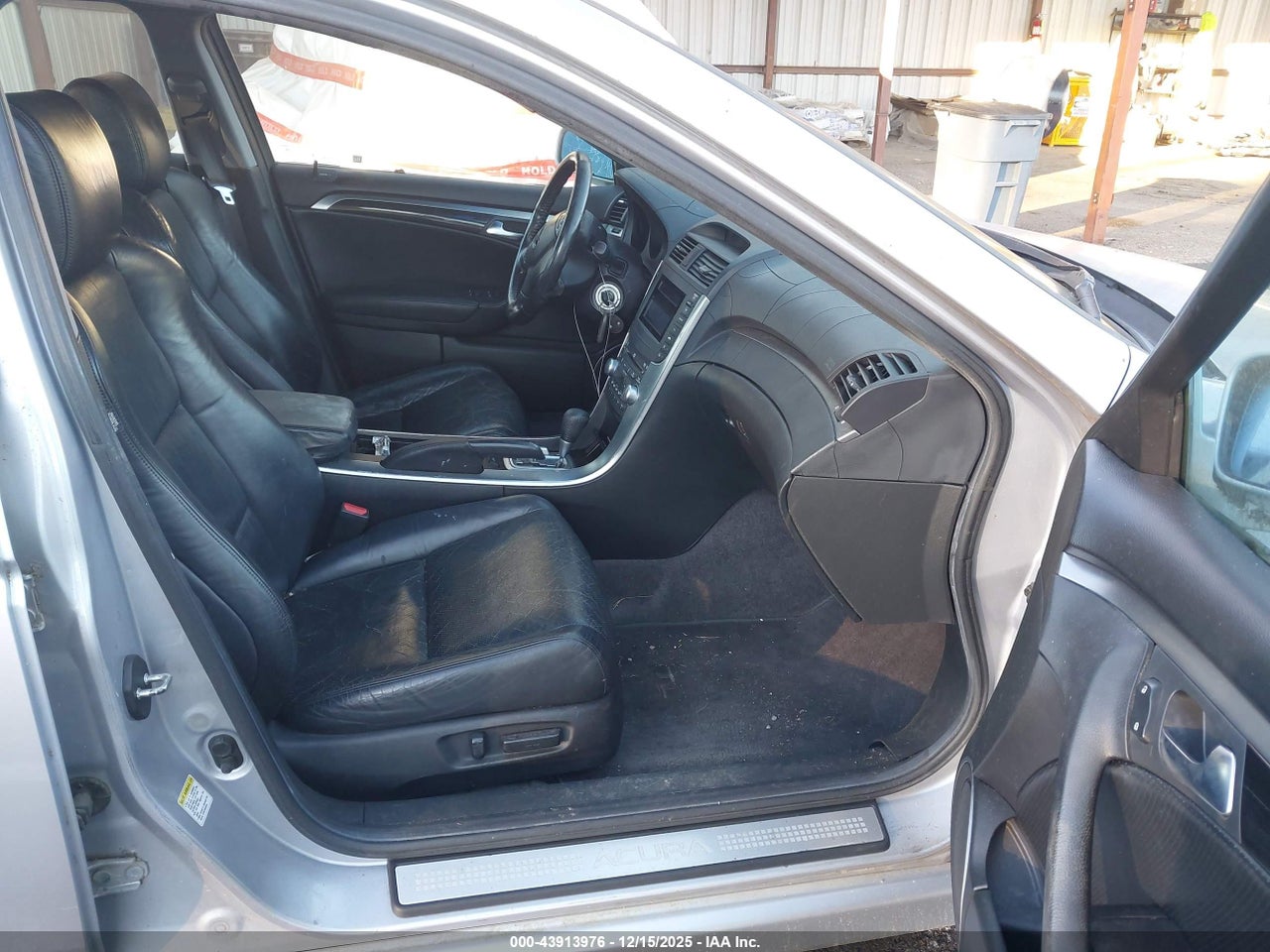2004 ACURA TL · 5/11