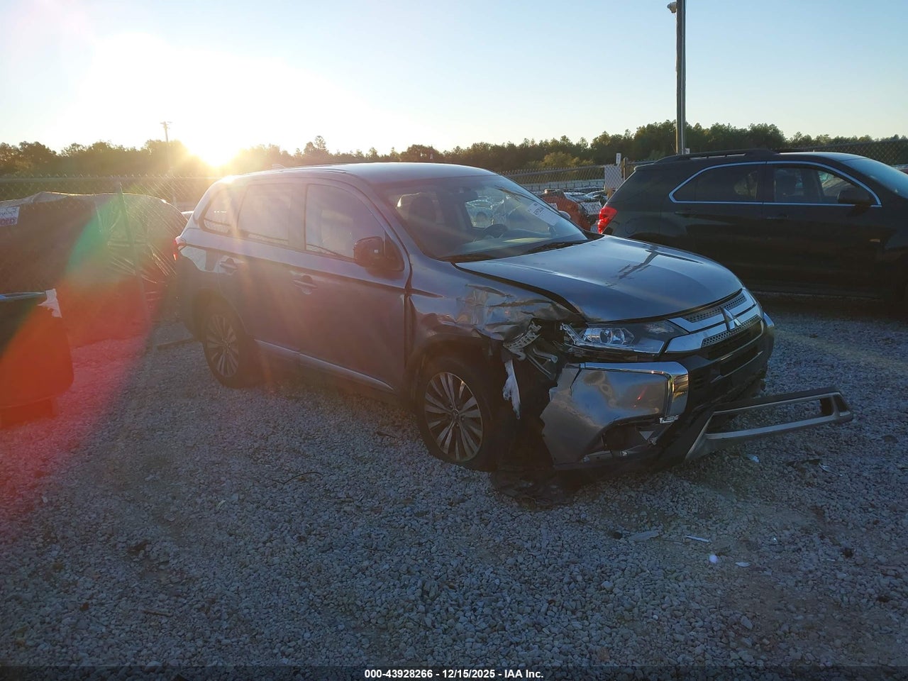 JA4AD2A39LZ****** · 2020 MITSUBISHI OUTLANDER ES 2.4