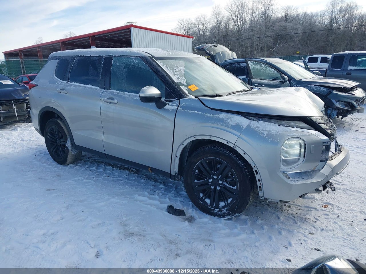 JA4J4TA80NZ****** · 2022 MITSUBISHI OUTLANDER ES 2.5 S-AWC