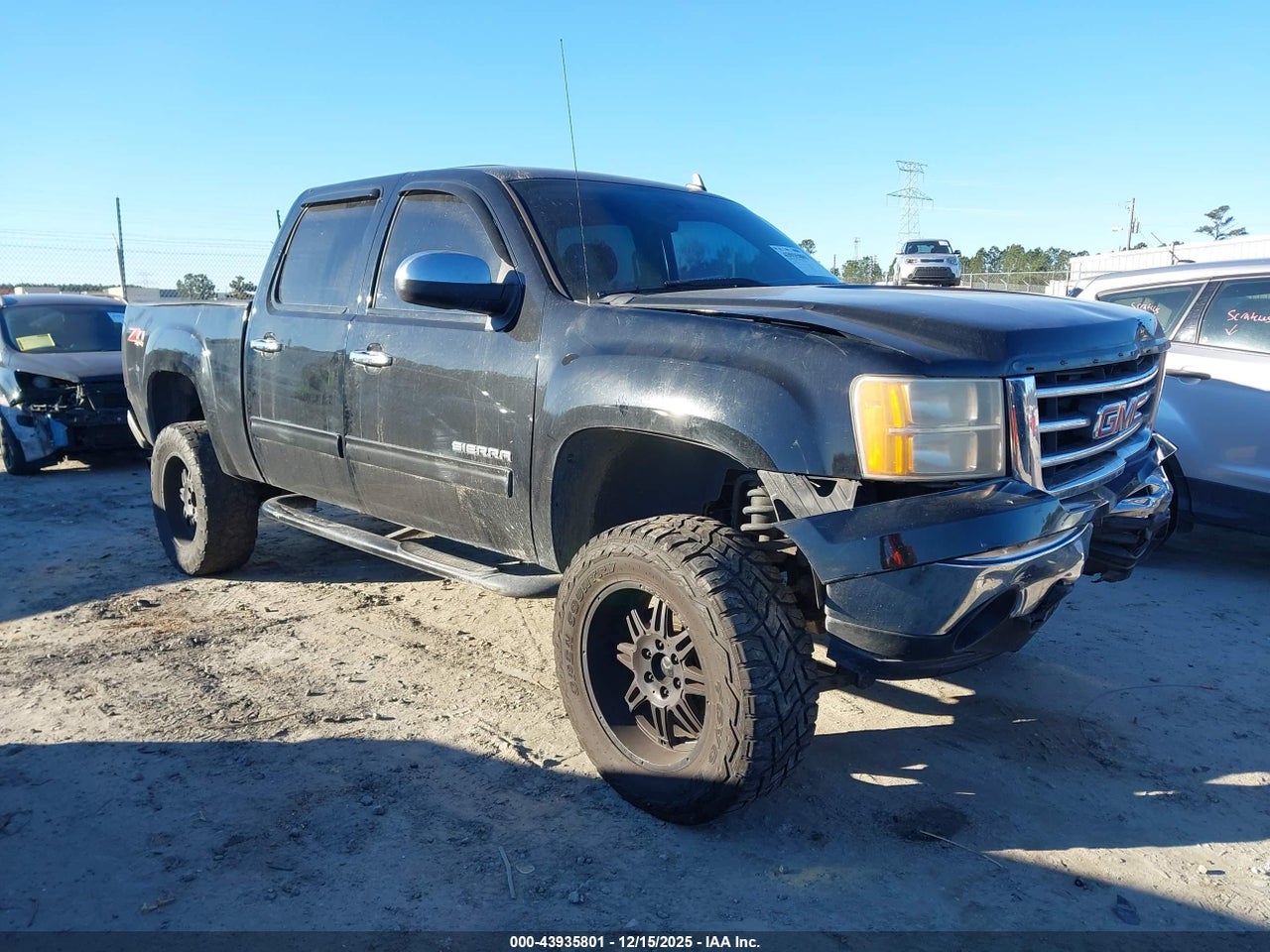 3GTP2VE70DG****** · 2013 GMC SIERRA 1500 SLE
