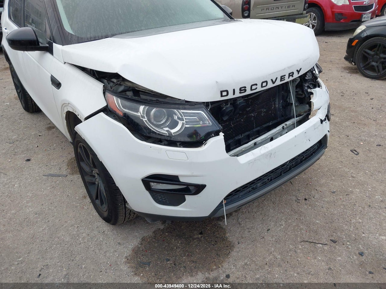 2017 LAND ROVER DISCOVERY SPORT SE · 6/11