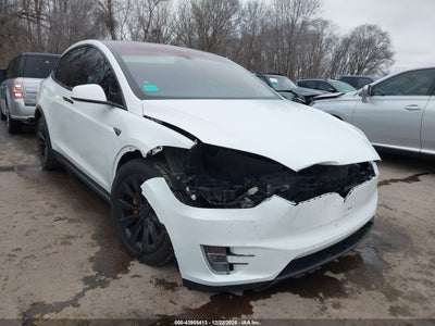 5YJXCBE22GF****** · 2016 TESLA MODEL X 60D/70D/75D/90D/P100D