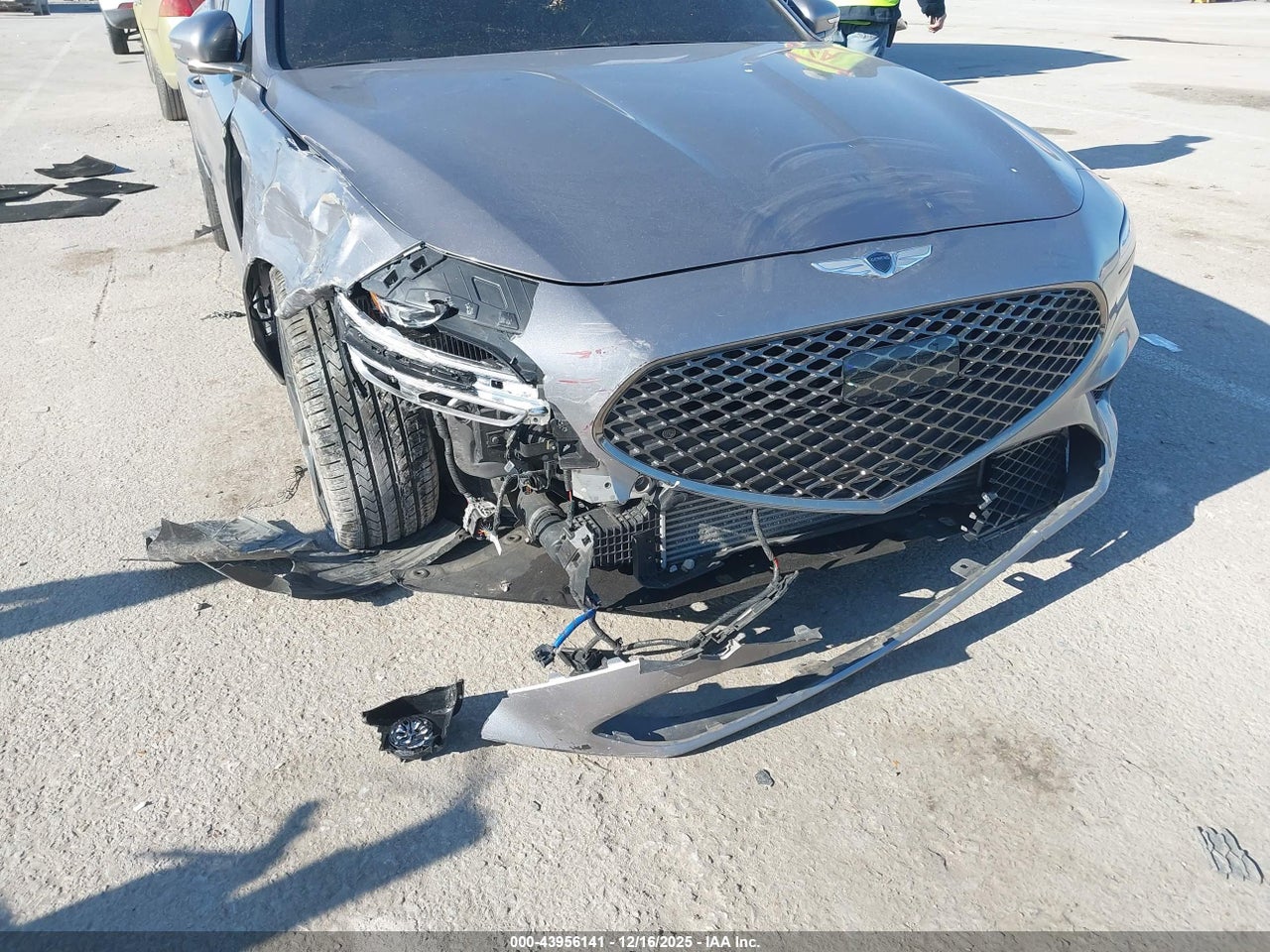 2023 GENESIS G70 3.3T AWD · 6/11