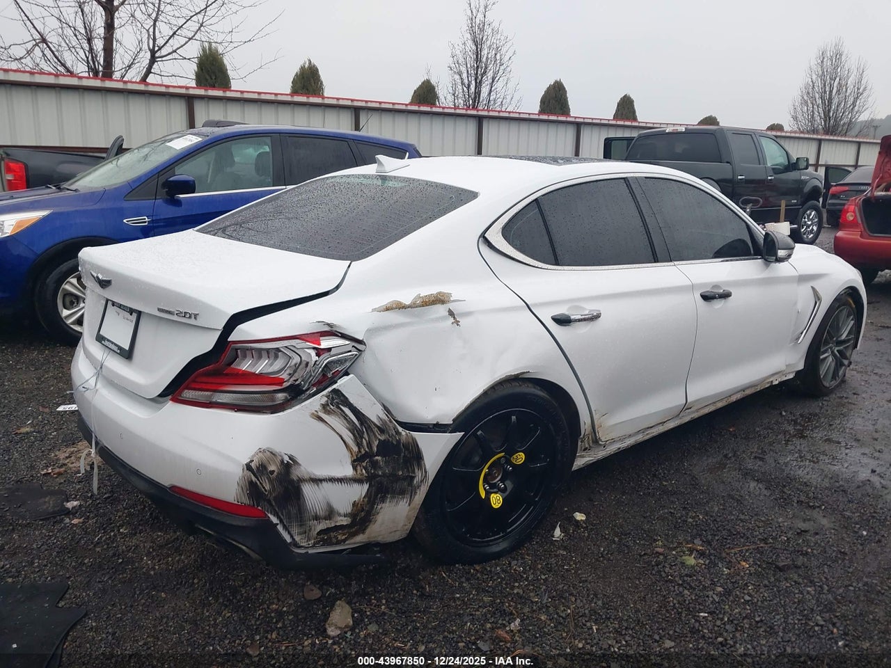 2019 GENESIS G70 2.0T ADVANCED · 4/11