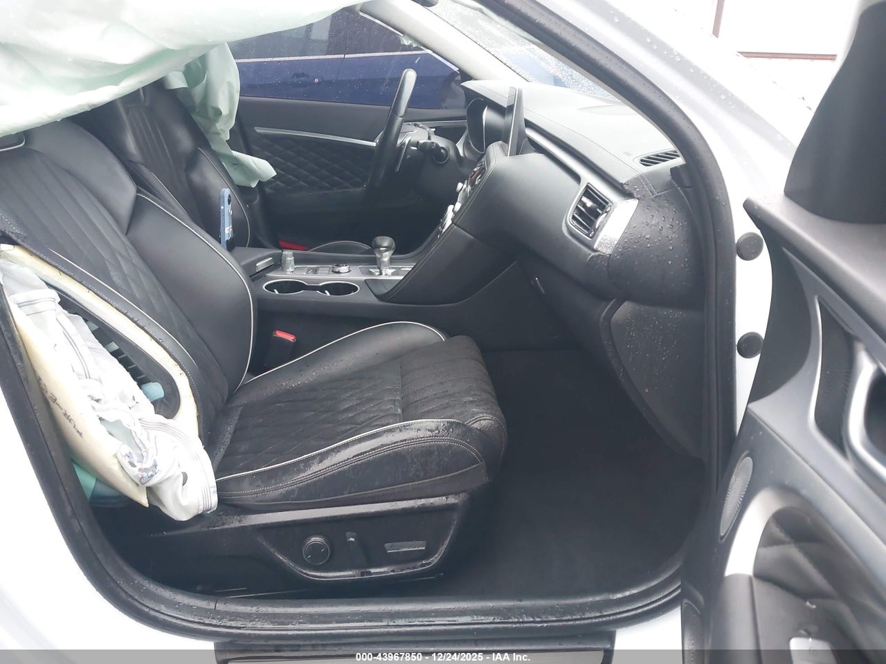 2019 GENESIS G70 2.0T ADVANCED · 5/11