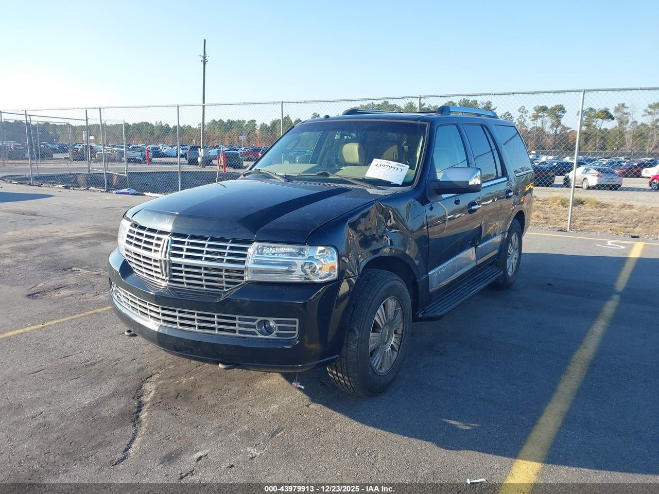 2008 LINCOLN NAVIGATOR · 2/11