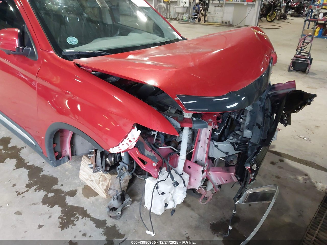 2019 MITSUBISHI OUTLANDER SE · 6/10