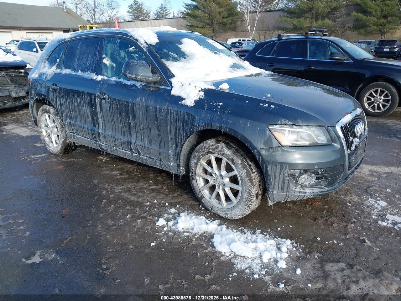 WA1LKAFP8AA****** · 2010 AUDI Q5 3.2 PREMIUM