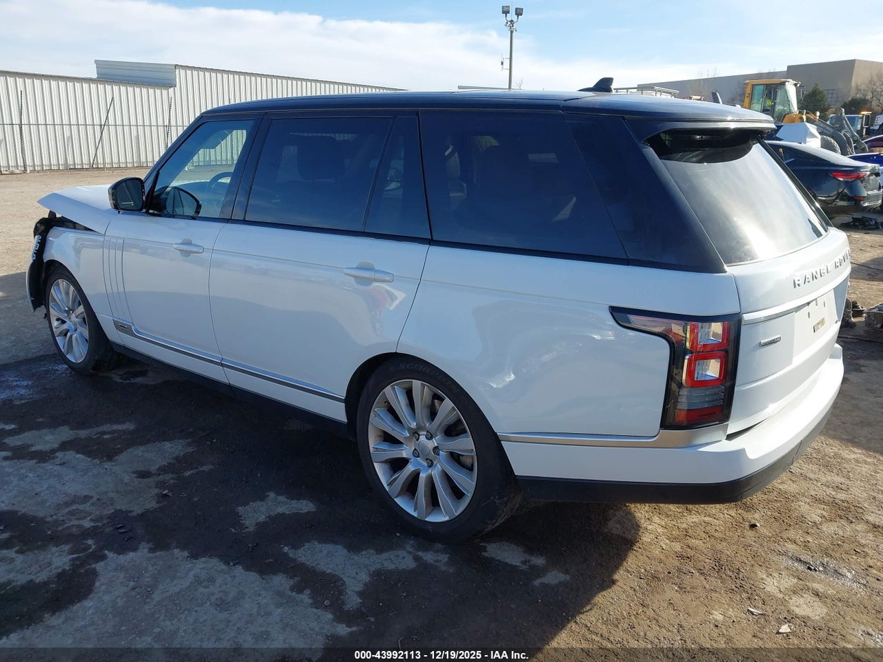 2016 LAND ROVER RANGE ROVER 5.0L V8 SUPERCHARGED · 3/11