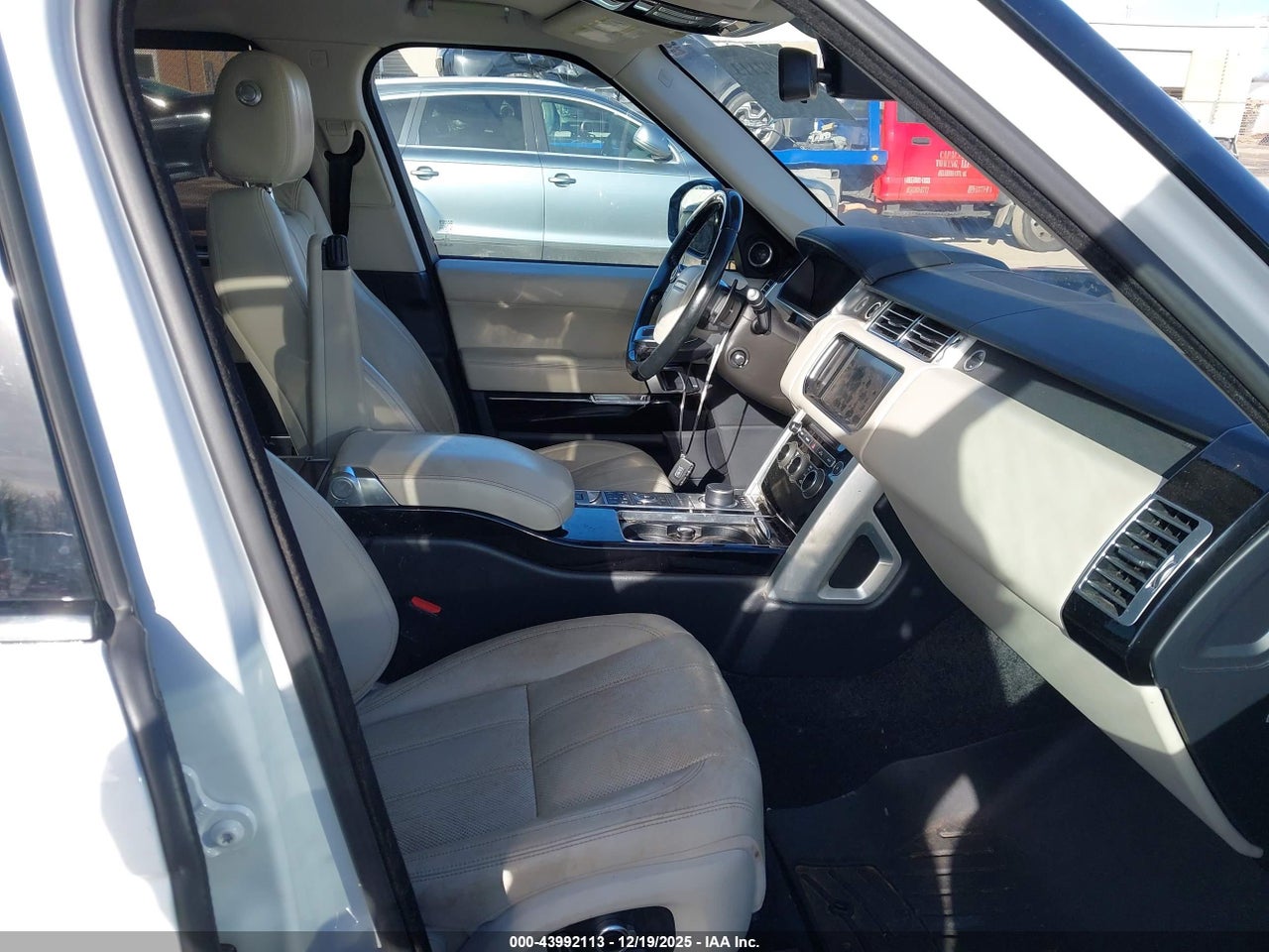 2016 LAND ROVER RANGE ROVER 5.0L V8 SUPERCHARGED · 5/11