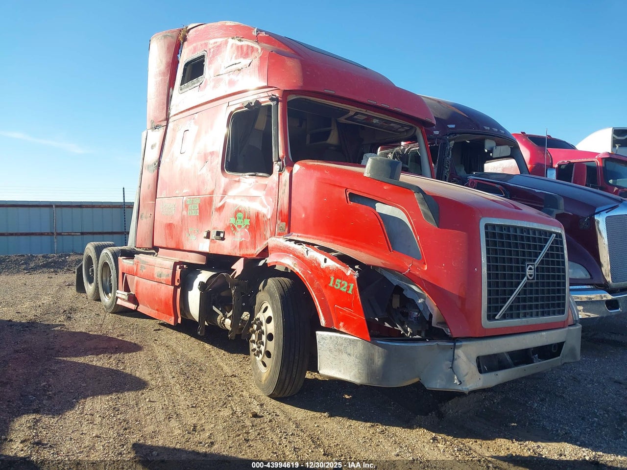 2017 VOLVO VNL