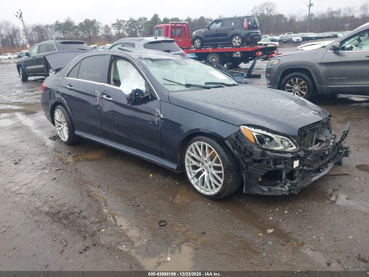 WDDHF8JB3GB****** · 2016 MERCEDES-BENZ E 350 4MATIC