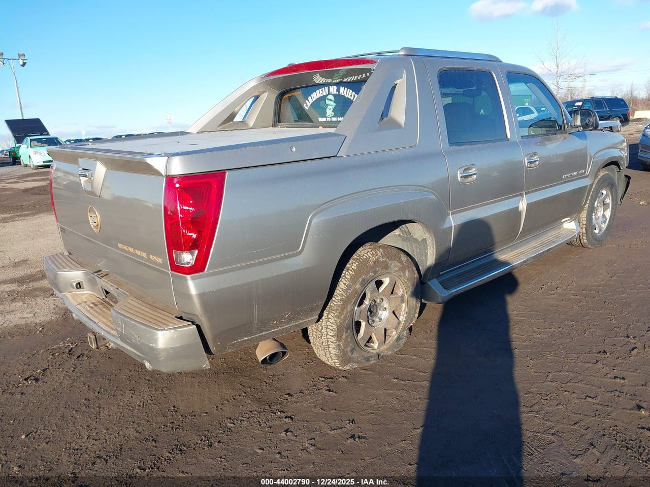 2002 CADILLAC ESCALADE EXT STANDARD · 4/11