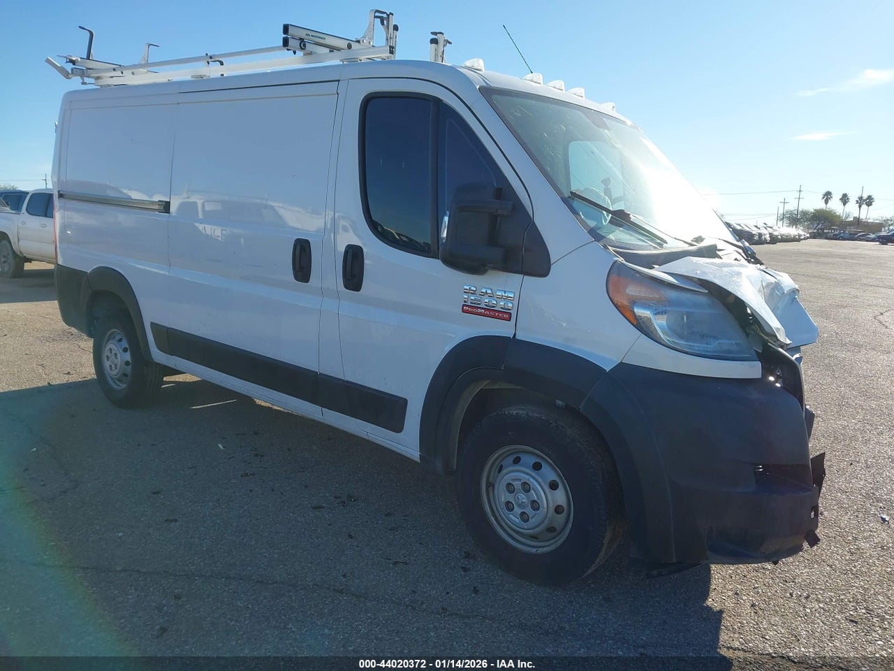 3C6TRVAG2KE****** · 2019 RAM PROMASTER 1500 LOW ROOF 136 WB