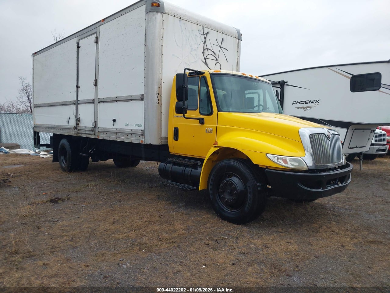2006 INTERNATIONAL 4000 4300