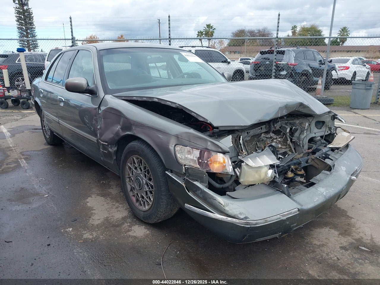 2MEFM74W0XX****** · 1999 MERCURY GRAND MARQUIS GS