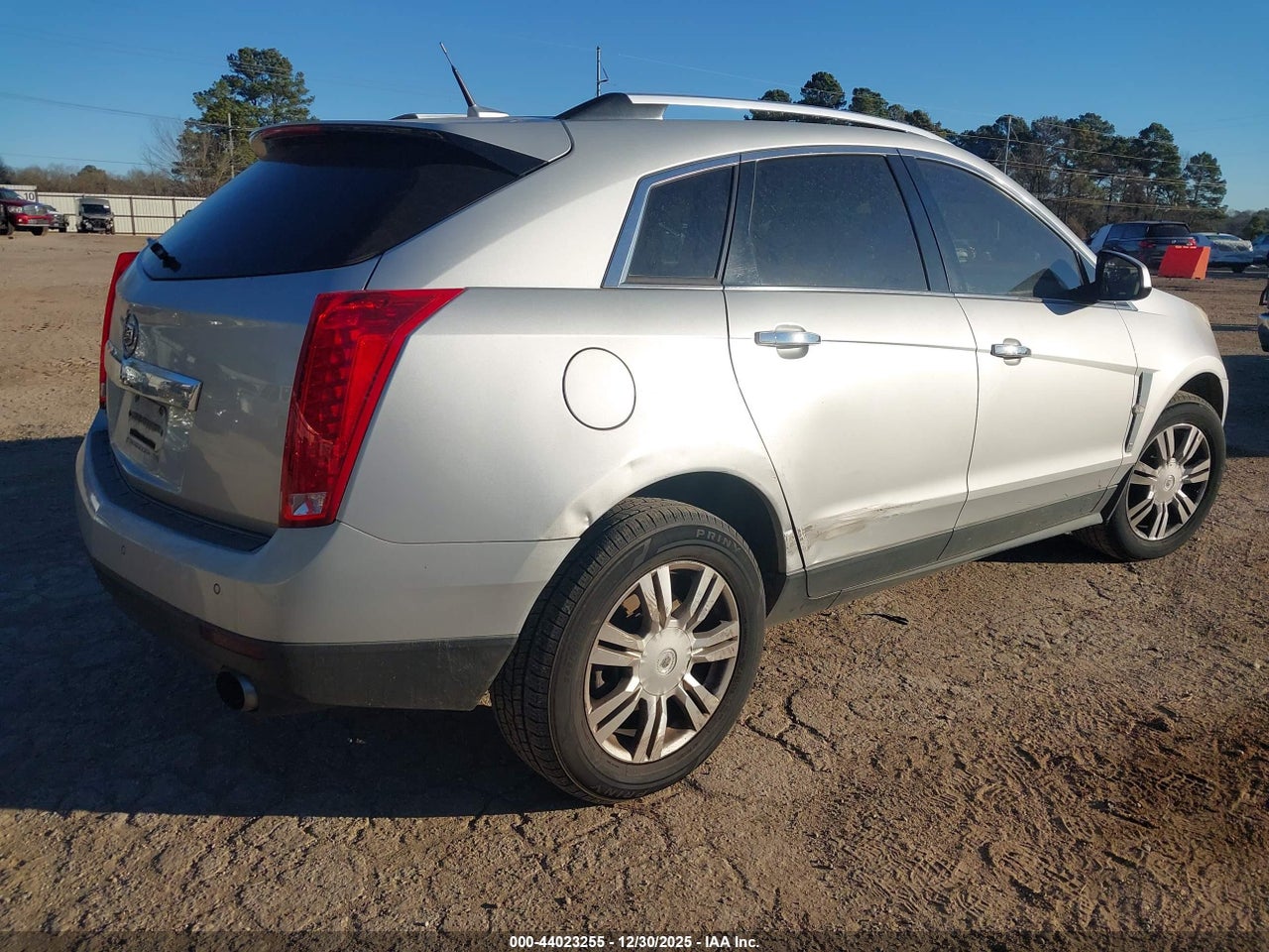 2011 CADILLAC SRX LUXURY COLLECTION · 4/11
