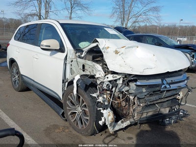 2018 MITSUBISHI OUTLANDER SE