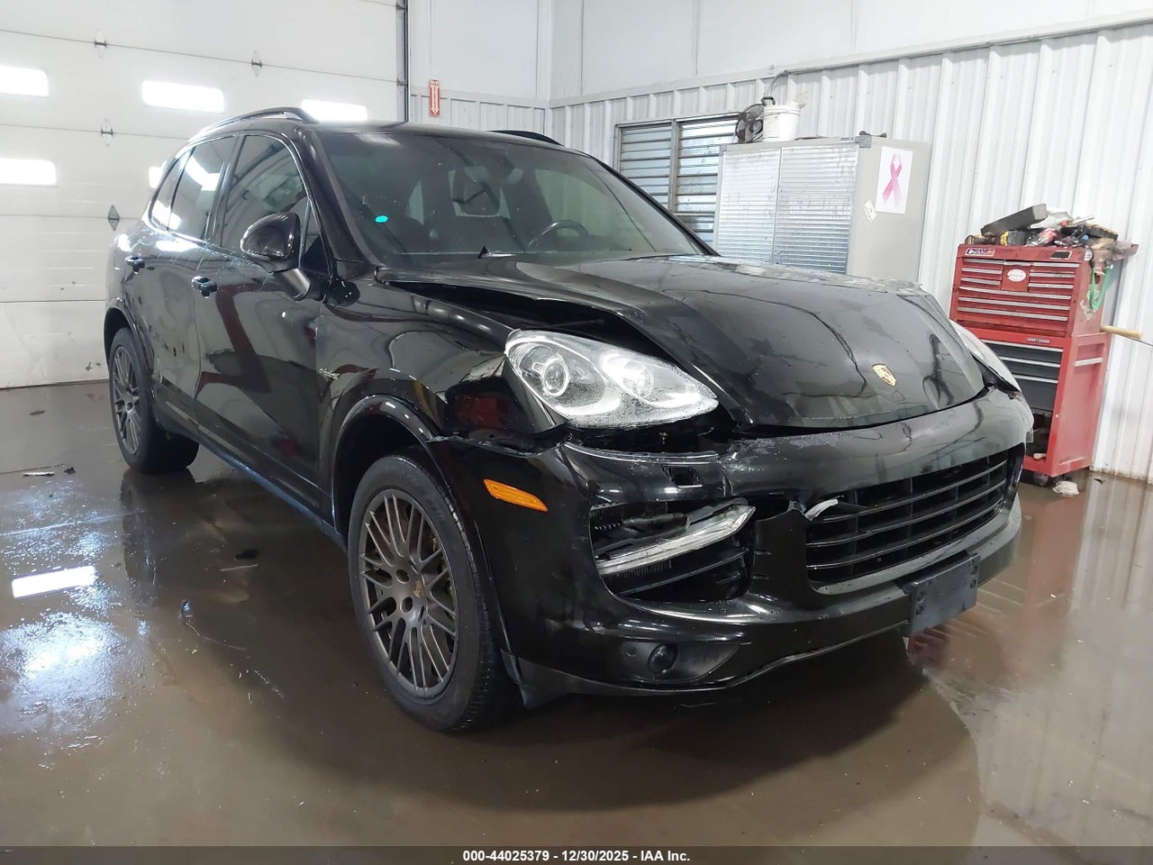 WP1AE2A21HL****** · 2017 PORSCHE CAYENNE E-HYBRID S PLATINUM EDITION