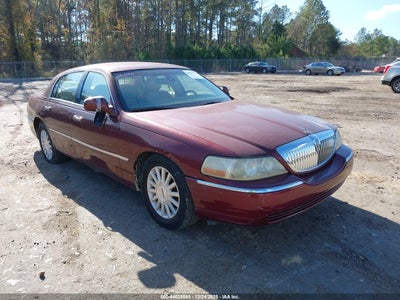 2003 LINCOLN TOWN CAR SIGNATURE