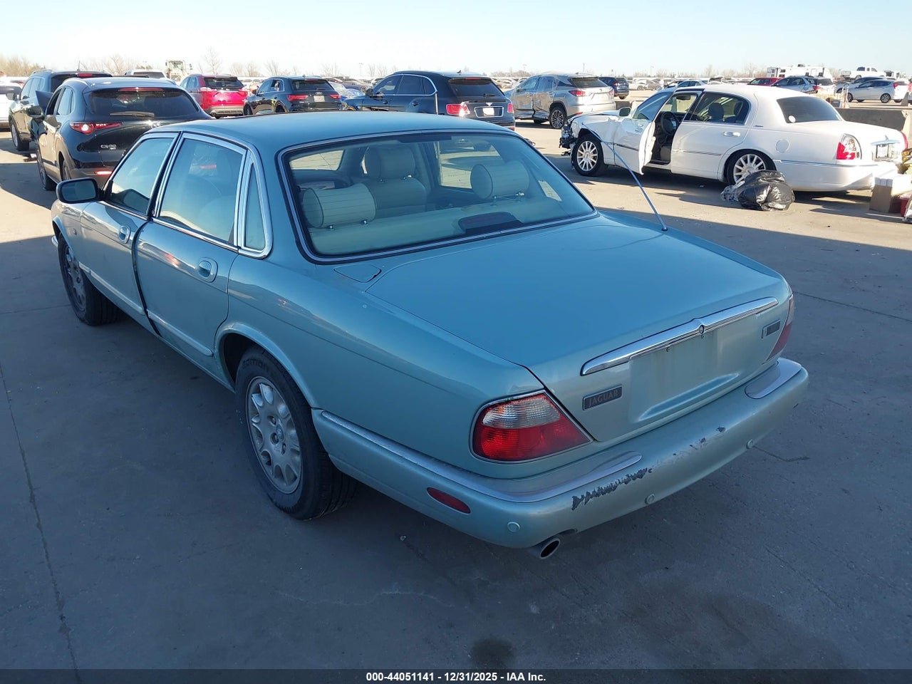 2003 JAGUAR XJ XJ8 · 3/11