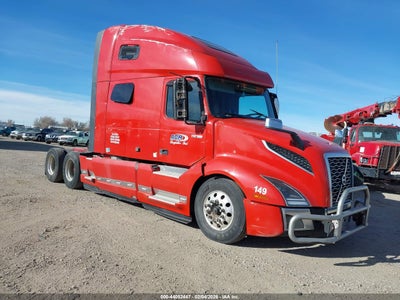 2023 VOLVO VNL