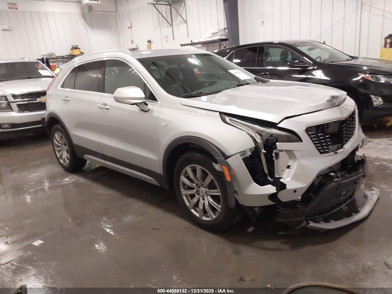 1GYFZCR46KF****** · 2019 CADILLAC XT4 PREMIUM LUXURY