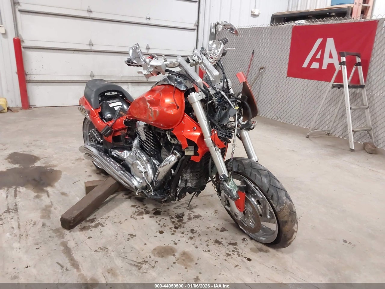JS1VY53AX82****** · 2008 SUZUKI VZR1800