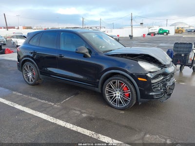 2016 PORSCHE CAYENNE TURBO/TURBO S