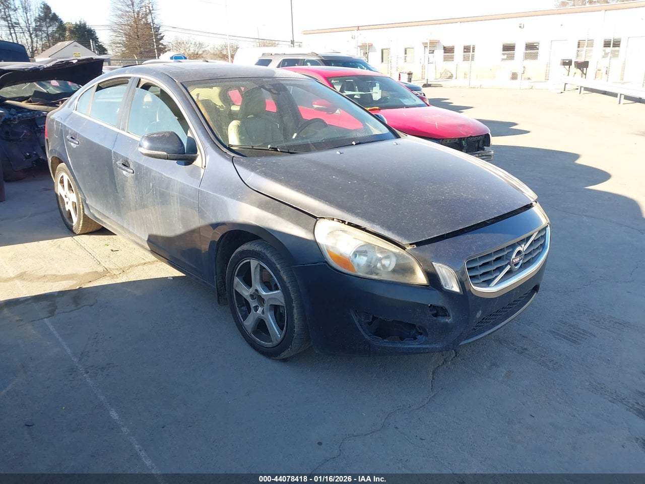 YV1612FS5D2****** · 2013 VOLVO S60 T5/T5 PLATINUM/T5 PREMIER/T5 PREMIER PLUS
