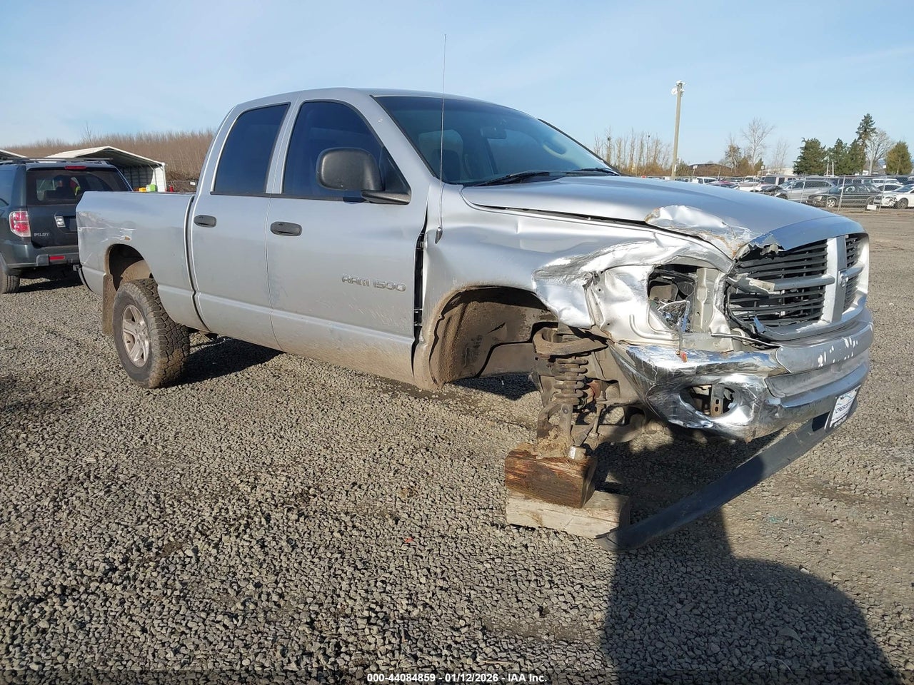 1D7HU18N27J****** · 2007 DODGE RAM 1500 SLT/TRX4 OFF ROAD/SPORT