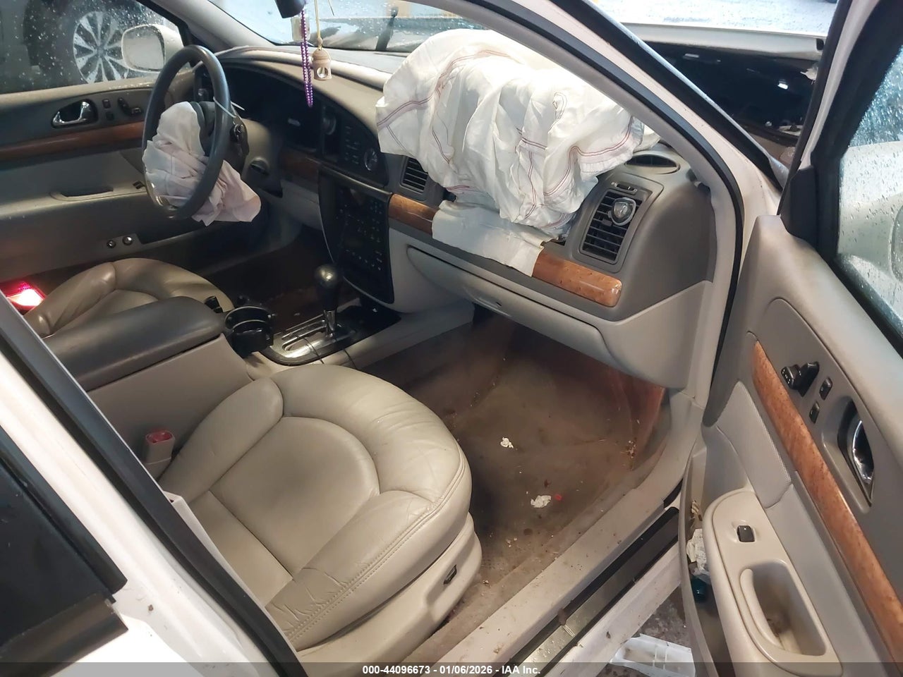 1998 LINCOLN CONTINENTAL · 5/11